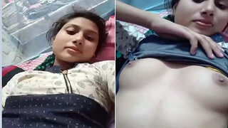 Desi Bhabhi Play With Her Boobs | FSI Blog