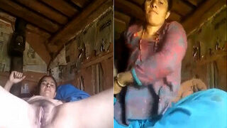 Desi Bhabhi Shows Nude Body | Viral MMS Desi