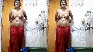 Desi Bhabhi Bathing And Shows Pussy Part 3 | FSI Blog