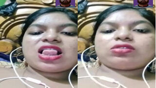 Desi Girl Shows Her Big Boobs And Masturbating | FSI Blog