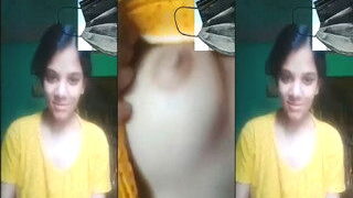 Cute Desi Girl Shows Boobs | FSI Blog