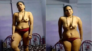 Sexy Desi Bhabhi Shows Her Nude Body | FSI Blog