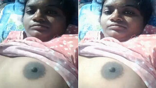Desi Bhabhi Shows Boobs | FSI Blog