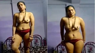 Sexy Desi Bhabhi Shows Her Nude Body | FSI Blog