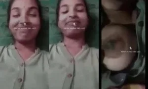 Cute Desi Girl Shows Boobs On VC | FSI Blog