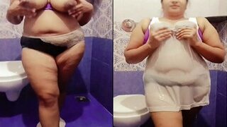 Desi Bhabhi Shows Big Boobs | FSI Blog